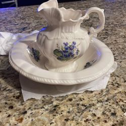 Pitcher And Bowl 1975 Arnele