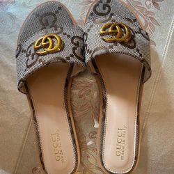 Original GUCCI Sandals 