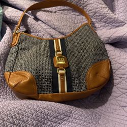 Tommy Hilfiger Bag