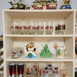 Vintage Christmas Disney, Glassware, Memorabilia 