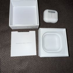 AirPod Gen 4