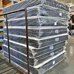 Set Full Size Mattress And Box Spring 