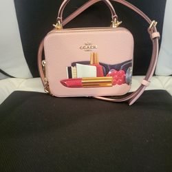 Us
Coach x Tom Wesselmann Women