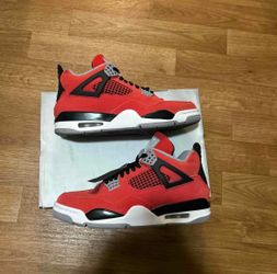 Jordan 4 toro