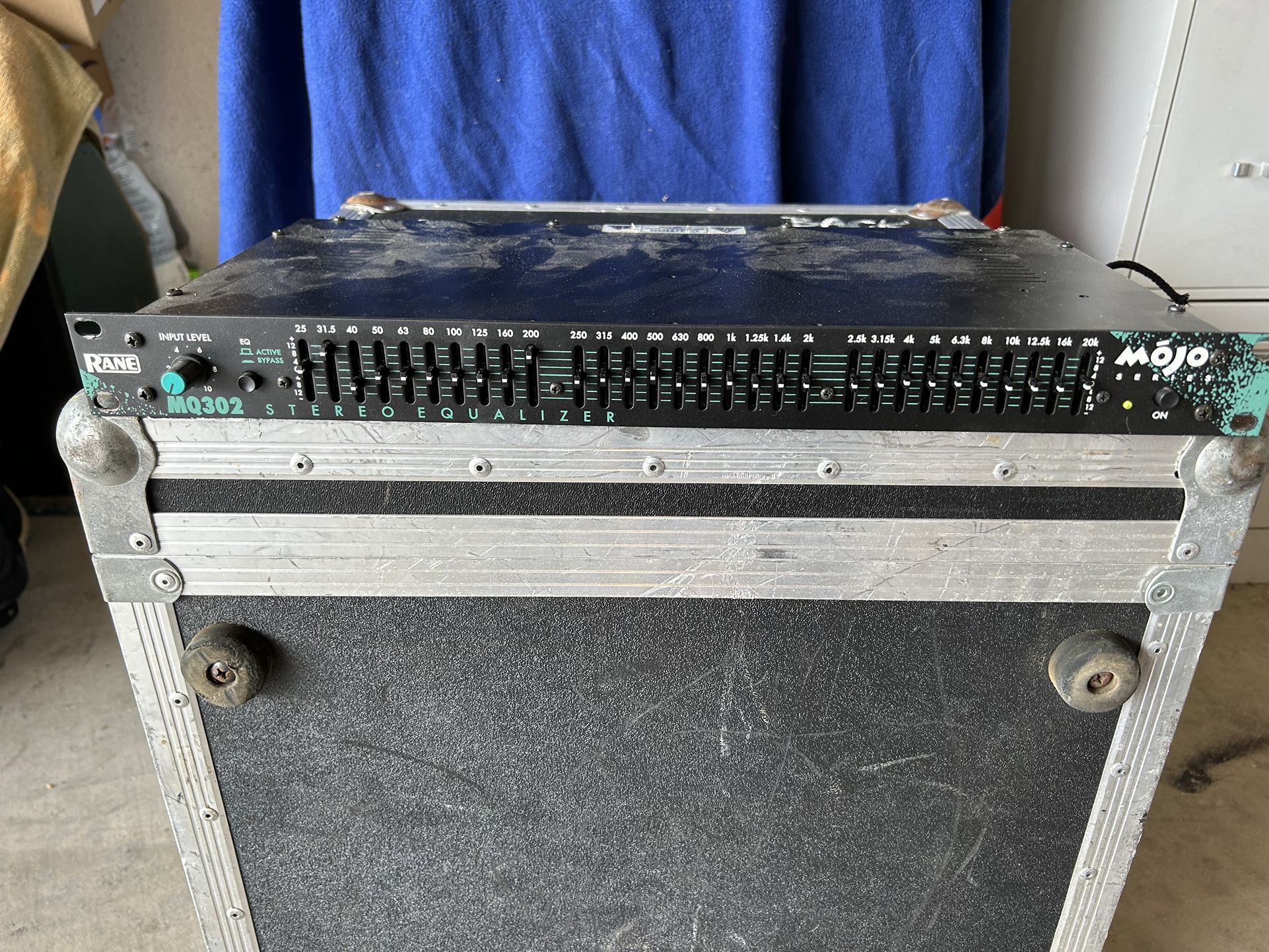 Rane Mojo Series MQ302 30-Band Stereo Graphic Equalizer