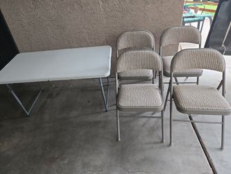Seet table  and 4 chairs good condition