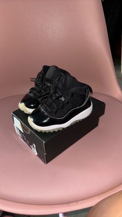 Jordan 11s Size 6c