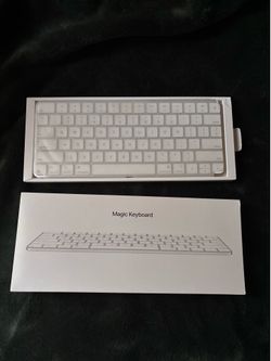 APPLE MAGIC KEYBOARD