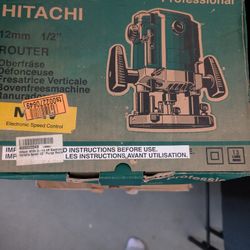 Hitachi Router