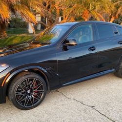 2022 BMW X6 M