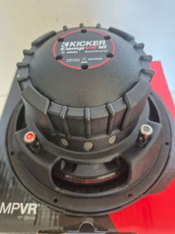 KICKER ( 1 ) 10 INCH 2 OR 4 OHM VOICE COIL CAR SUBWOOFER 700 WATTS