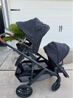 Like new Uppababy vista v2 double stroller Black n Brown leather