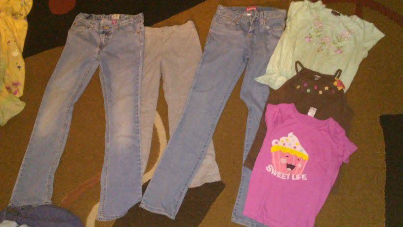 FREE Girls clothes (size 12-14)