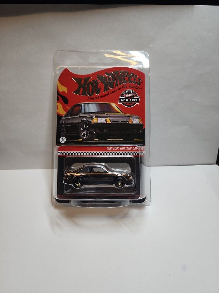 HW 1.64 RLC 93 FORD MUSTANG COBRA