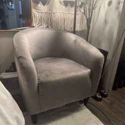 Accent chair