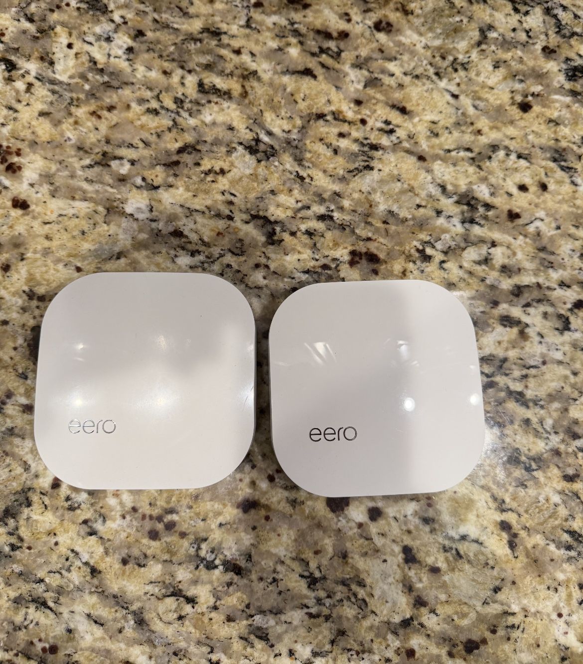 Eero Mesh WiFi 2 Pics
