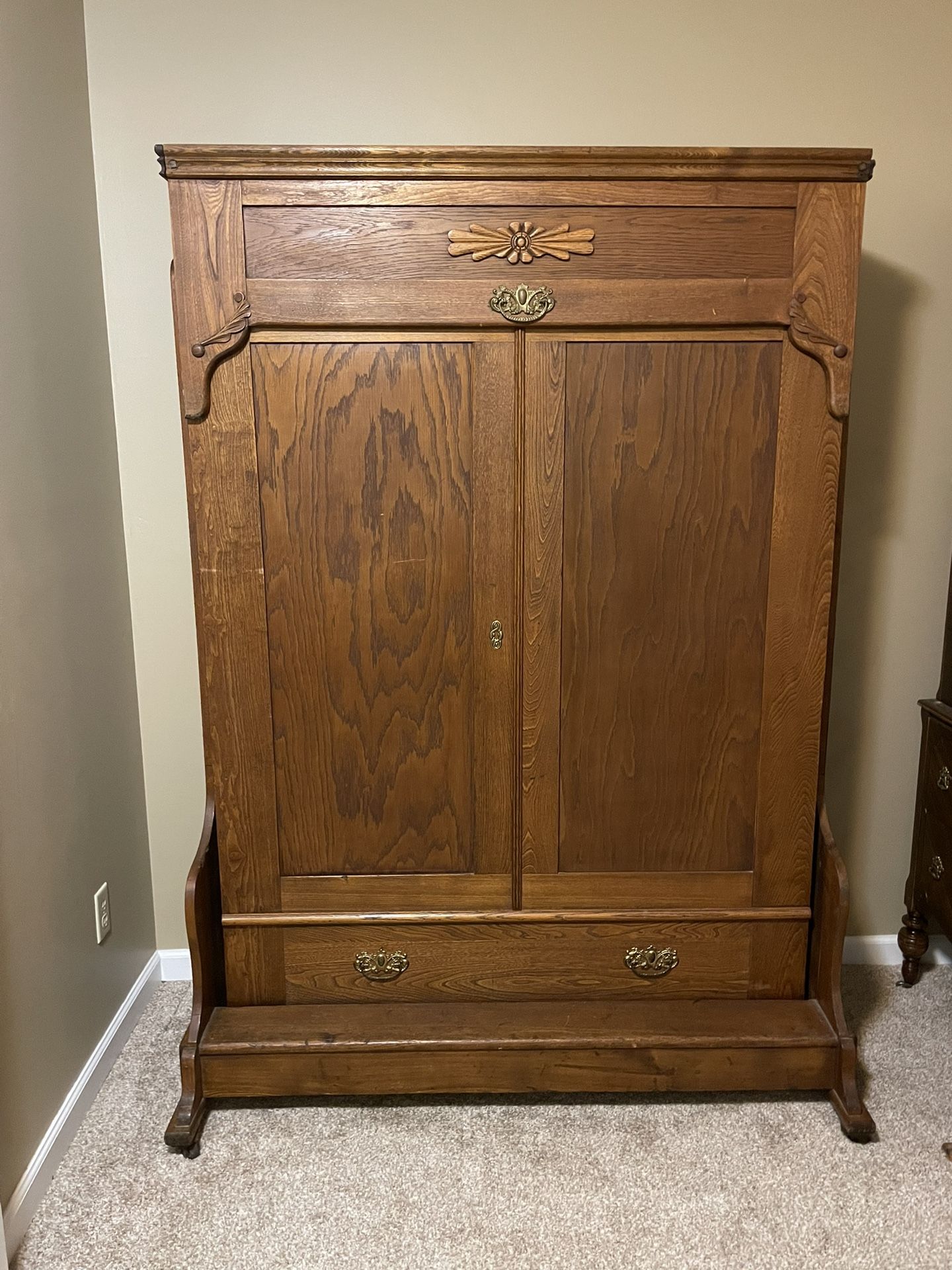 Antique Murphy Bed For Salenull