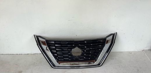 2021 2023 Nissan Rogue grille (7)