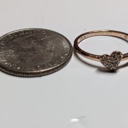 10K Rose Gold Sparkling VVS Natural Diamond Ring Size 6.5