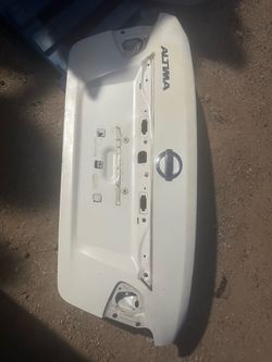 Nissan Altima Trunk Lid White