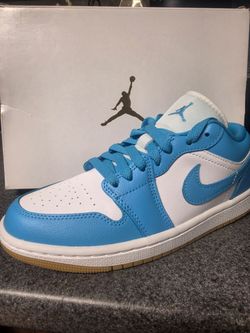 Brand new nike airforce womens