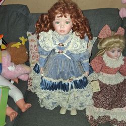 Porcelain Victorian Dolls(2)