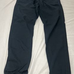 34x30 Navy Jogger