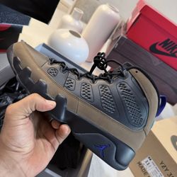 Jordan 9 Retro Light Olive Concord