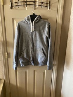 Chamarra Con Gorro Y Bolsas, Forro De Sherpa Color Gris Marca SONOMA- Size S