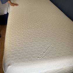 Twin Size Bed 