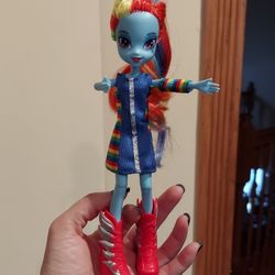 LITTLE  PONNY  DOLL $7 LIKE NEW