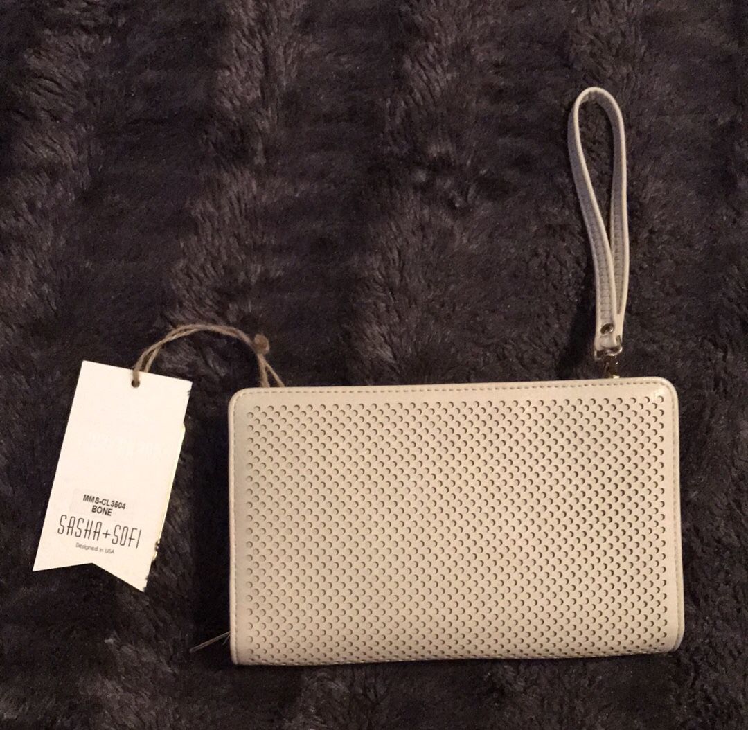 Sasha + Sofi Clutch for Sale in Los Angeles, CA - OfferUp