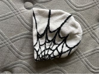 Spider beanie
