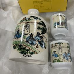 KOREAN 3 Pc Soju Cups White porcelain 