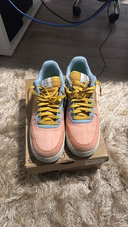 Nike Air Force 1 Sun Club Sneakers