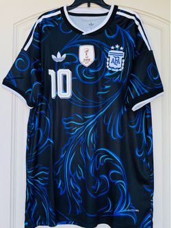 MED / LARGE - 2026 WORLD CUP ARGENTINA JERSEY