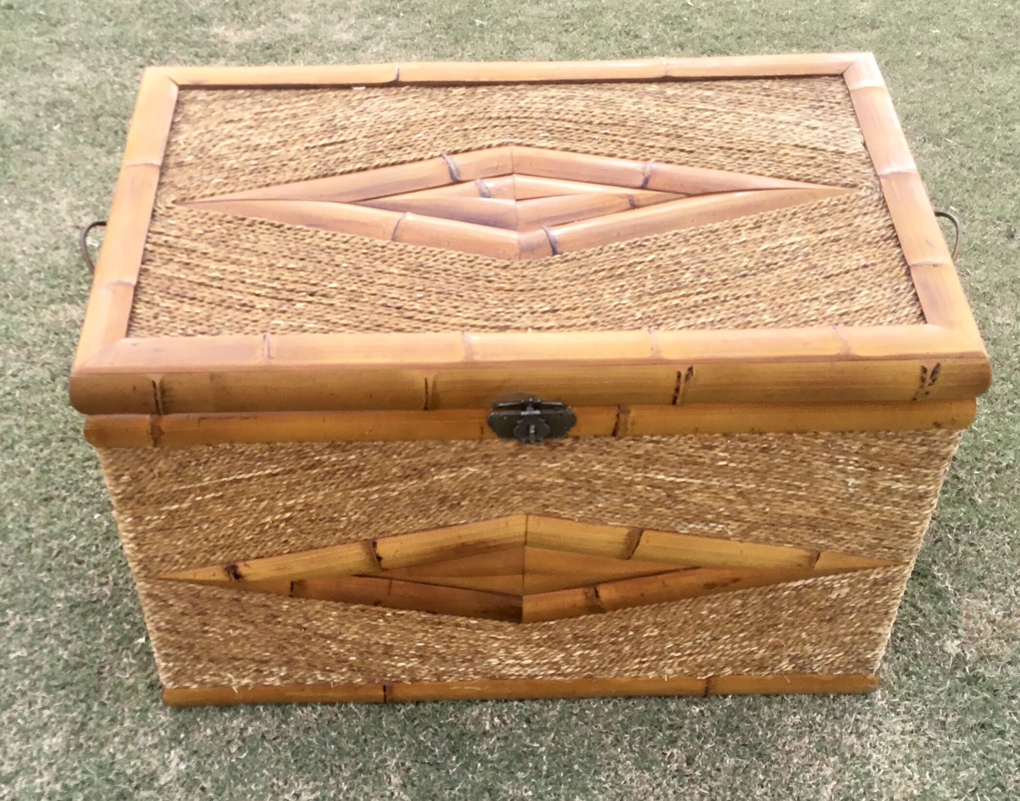 VTG. POLYNESIAN/HAWAIIAN BAMBOO TRUNK CHEST