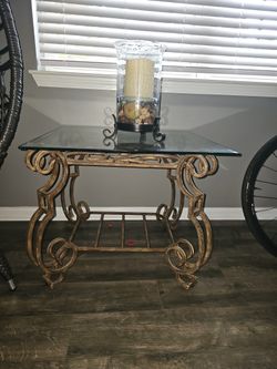 Need GONE ASap!! Glass Iron End Table 