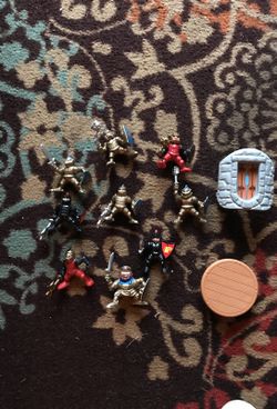 Hasbro mini Castlemen
