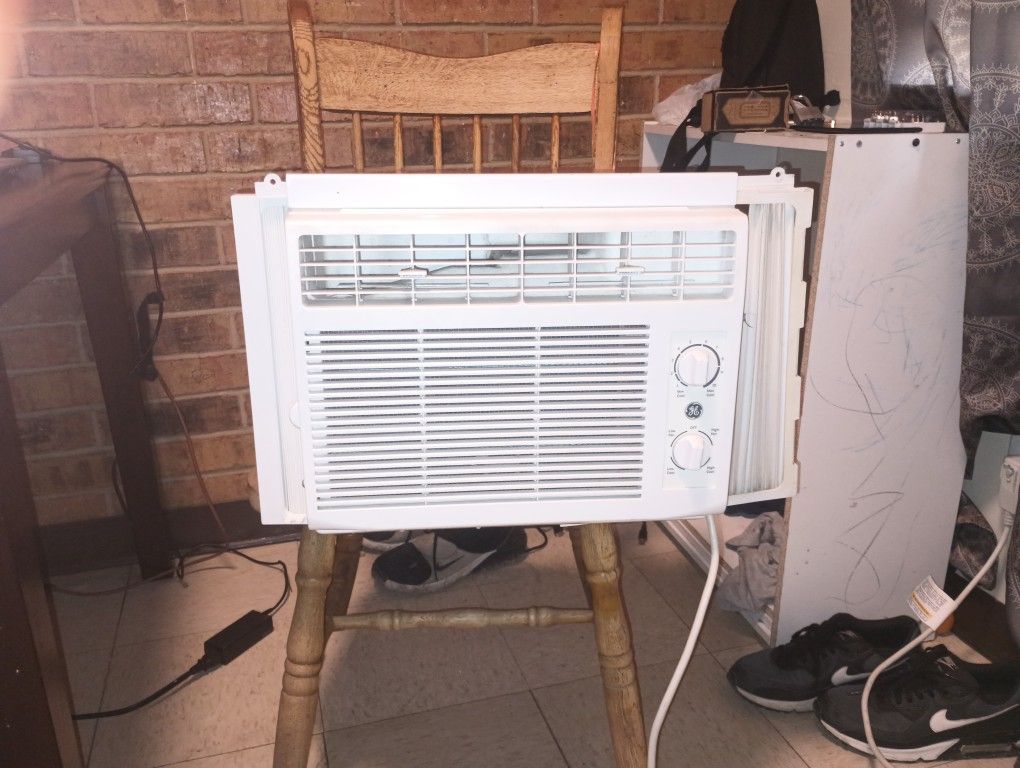GE Window Unit!!