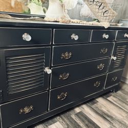 Vintage Black Farmhouse Style Sideboard/ Buffet/ Media Center 