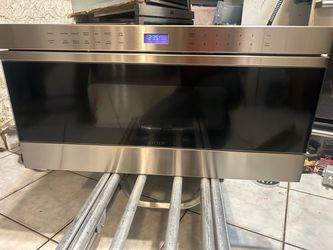 Wolf Microwave Drawer built in 30”