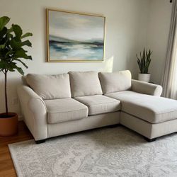 Beige Sectional Couch 🛻Delivery Available🛻