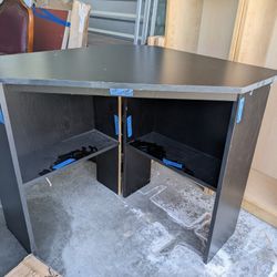 Corner Desk