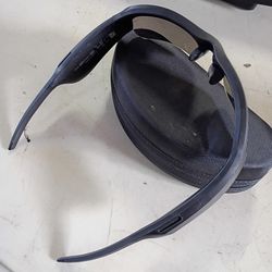 Bose Frames Tempo Bluetooth Smart Glasses Black Audio Sunglasses with Case