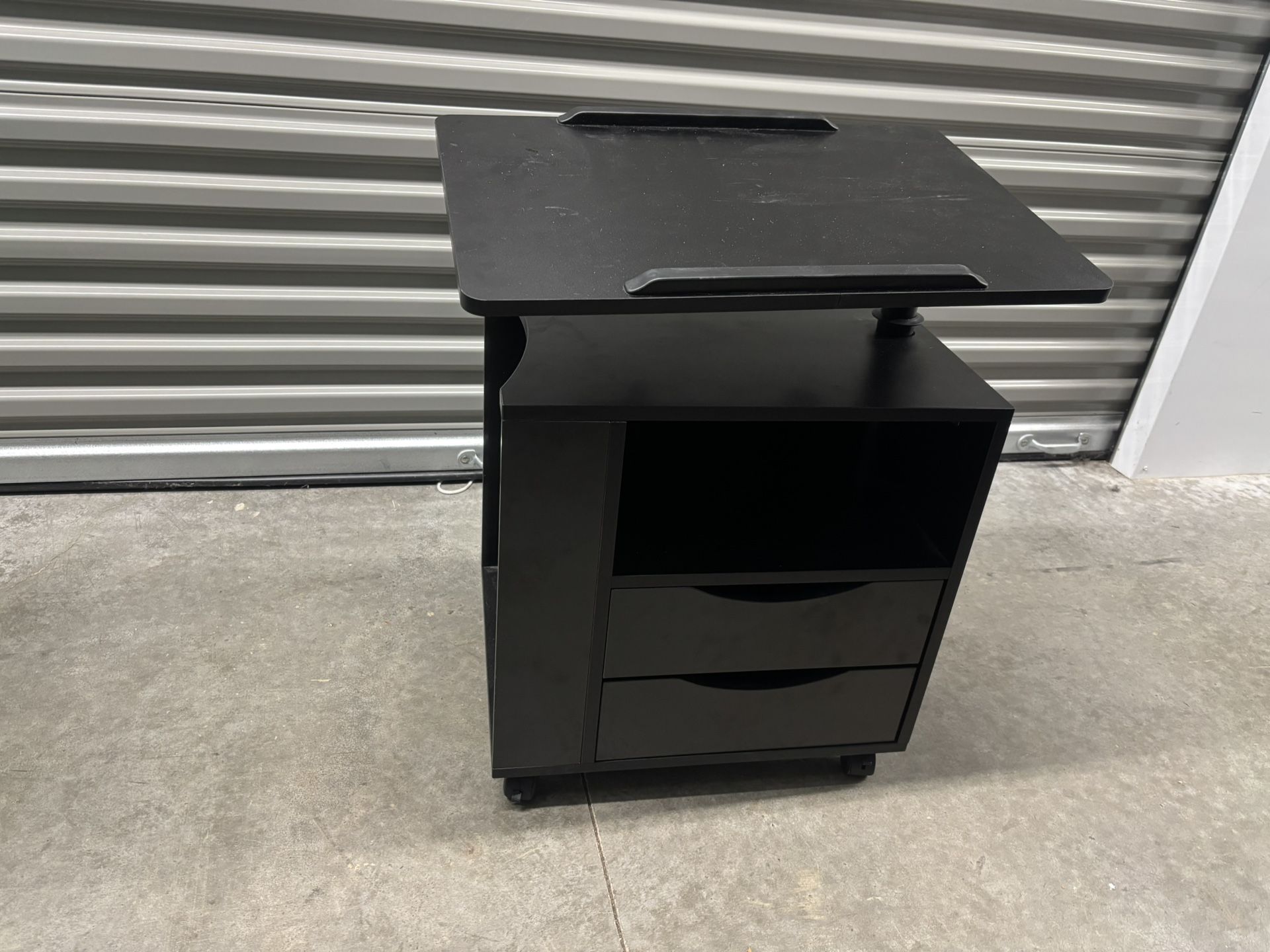 Rolling Table with Swivel Top and Multifunctional Storage