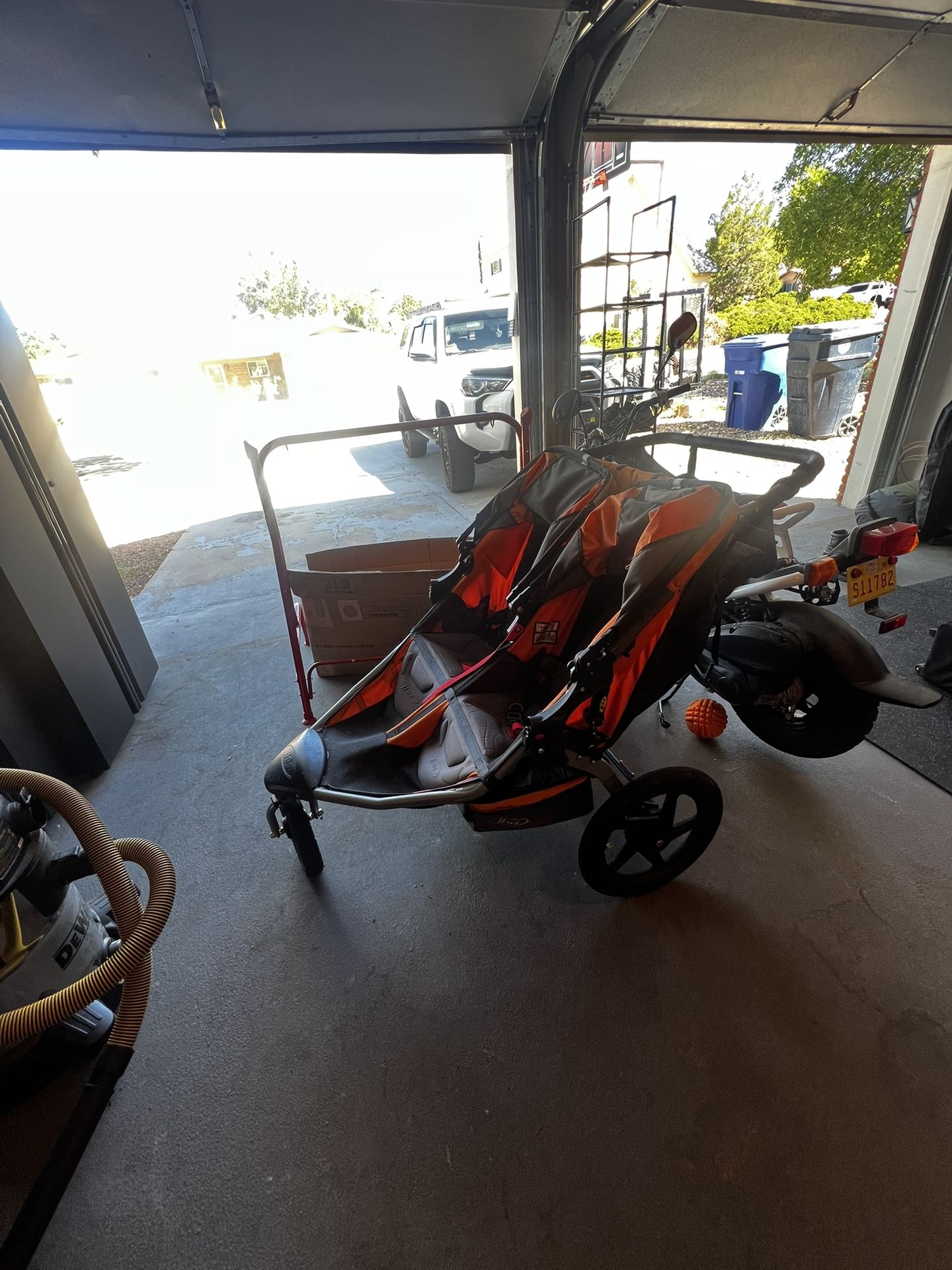 Bob Double Running Stroller