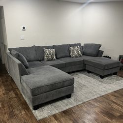 Gray Sectional With Chaise Lounge 