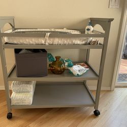 Graco Changing table
