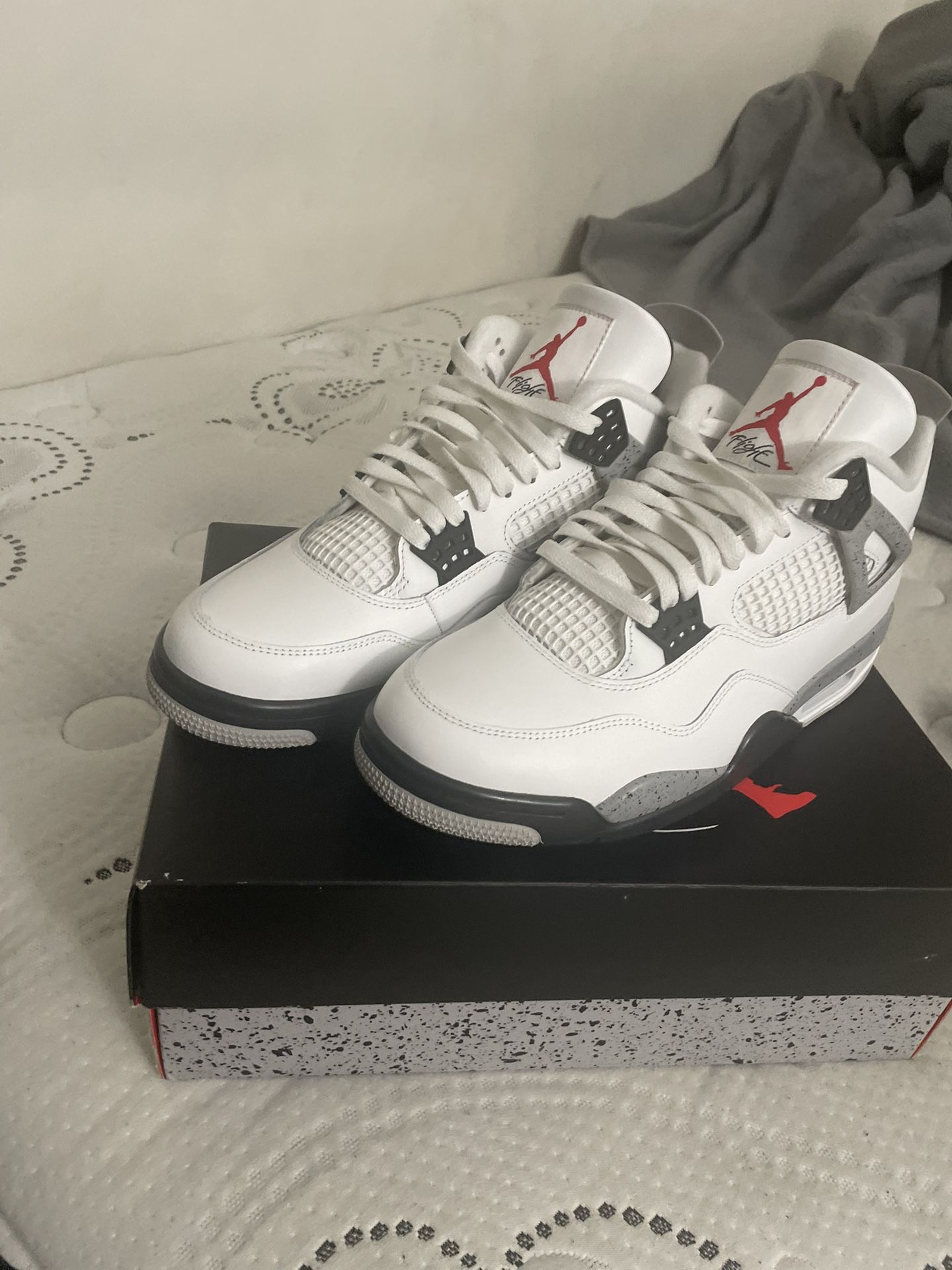 Size 11 Men’s Jordan 4’s Lightly Used